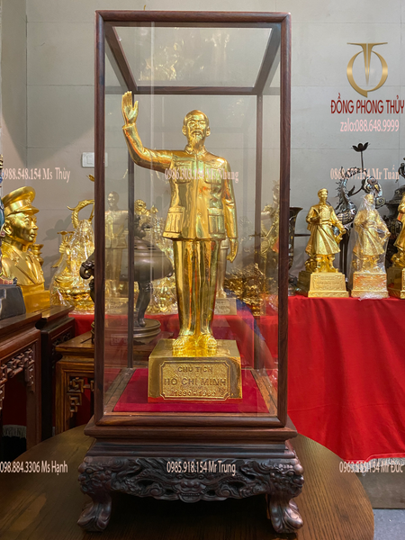 Tượng bác hồ đứng vẫy tay chào bằng đồng dát vàng 24k cao 50cm ngang 14,5cm sâu 15cm nặng 6,5kg