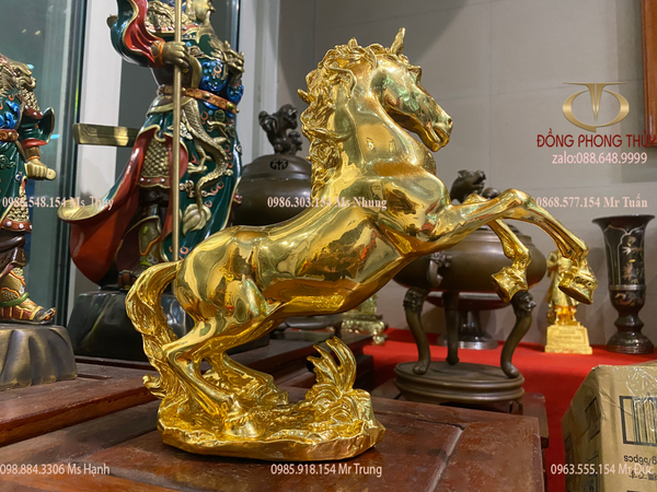 Tượng ngựa mạ vàng 24k cao 27cm ngang 28cm nặng 2,5kg