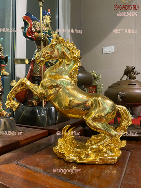 Tượng ngựa mạ vàng 24k cao 27cm ngang 28cm nặng 2,5kg