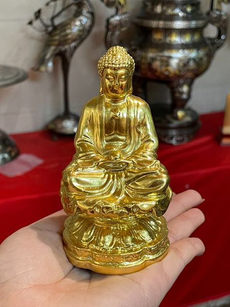 Tượng phật a di đà bằng đồng dát vàng 24k để xe ô tô