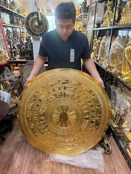 Mặt trống đồng Đông Sơn 108cm bằng đồng dát vàng 24k