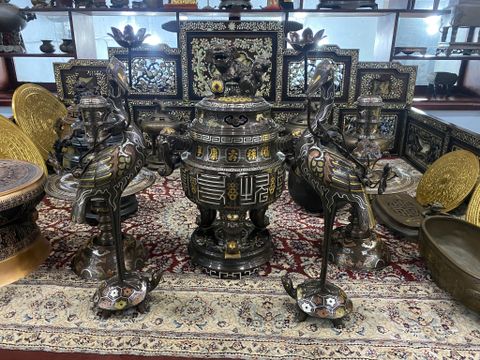 Bộ đỉnh đồng ngũ sự Tai Cui chữ Triện khảm ngũ sắc hạc nghênh