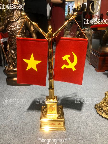 Biển chức danh để bàn mạ vàng 24k