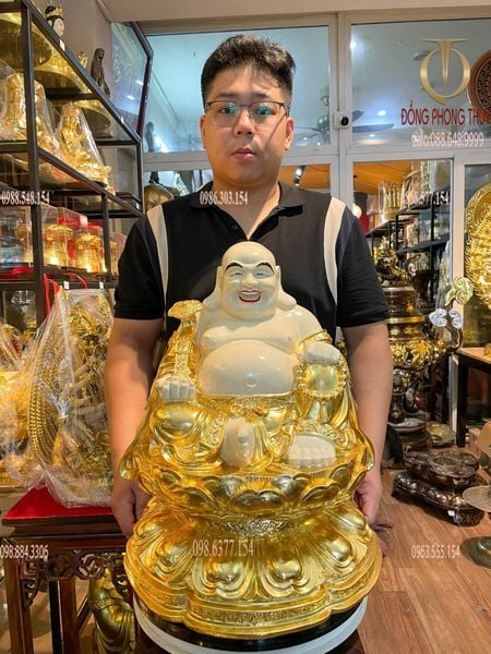 Tượng Di Lặc tọa đài sen dát vàng 24k vẽ màu cao 50cm