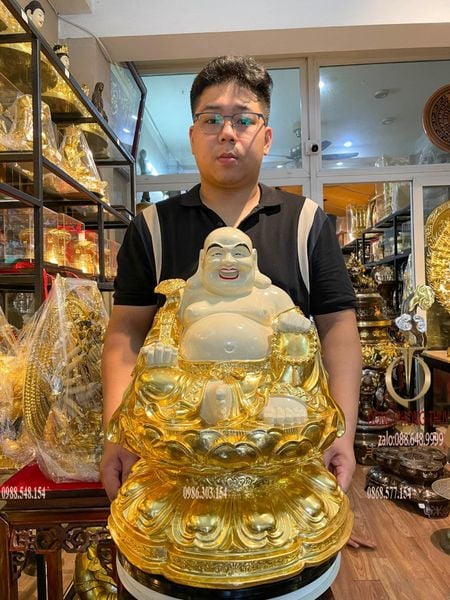 Tượng Di Lặc tọa đài sen dát vàng 24k vẽ màu cao 50cm