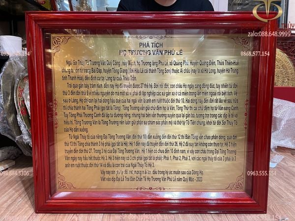 Gia phả bằng đồng nguyên tấm cao 68 ngang 81cm