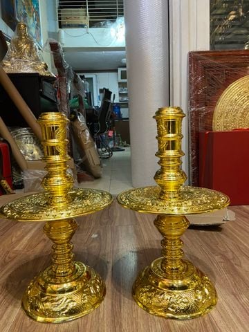 Đôi chân nến bằng đồng cao 45cm dát vàng