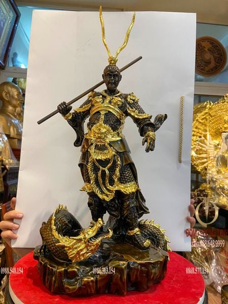 Tề thiên đại thành bằng đồng dát điểm vàng