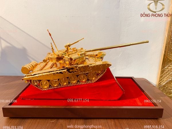 Mô hình xe tăng mạ vàng 24K ngang 41 sâu 23 cao 27cm