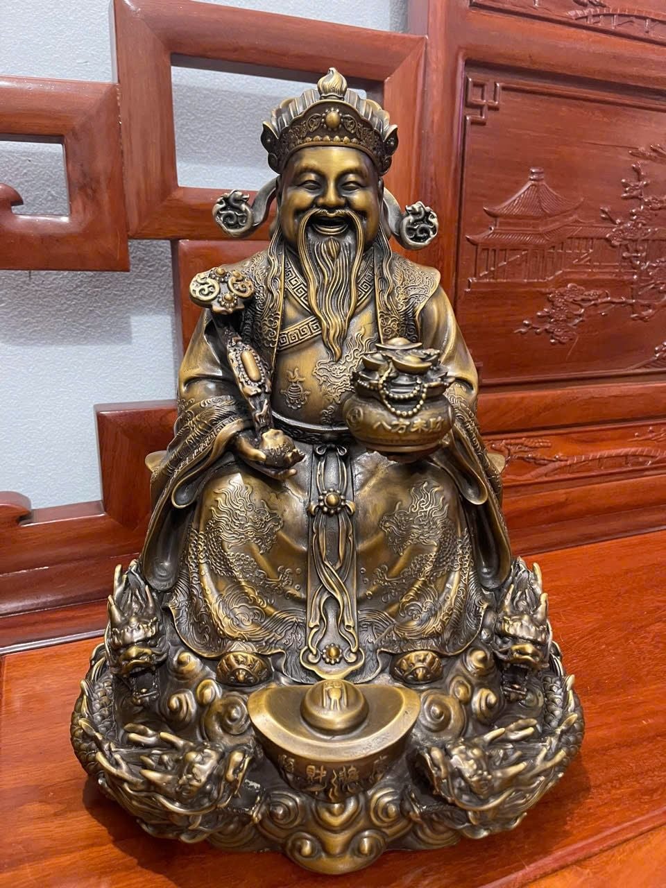 Ông Thần Tiền dâng tiền Cao 40 nặng 18kg