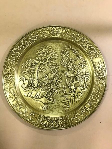 Tranh mâm bằng đồng nguyên chất thúc nổi thủ công