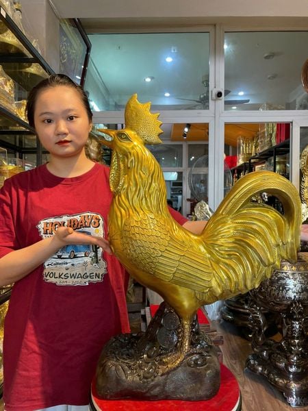 Tượng gà bằng đồng Cao 69 ngang đế 28 sâu 17 ngang đuôi 50 nặng 16,4kg