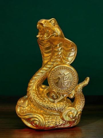 Tượng rắn mạ vàng phong thủy bằng đồng dát vàng 24k cao 37 ngang 27 rộng 18 nặng 4,8kg