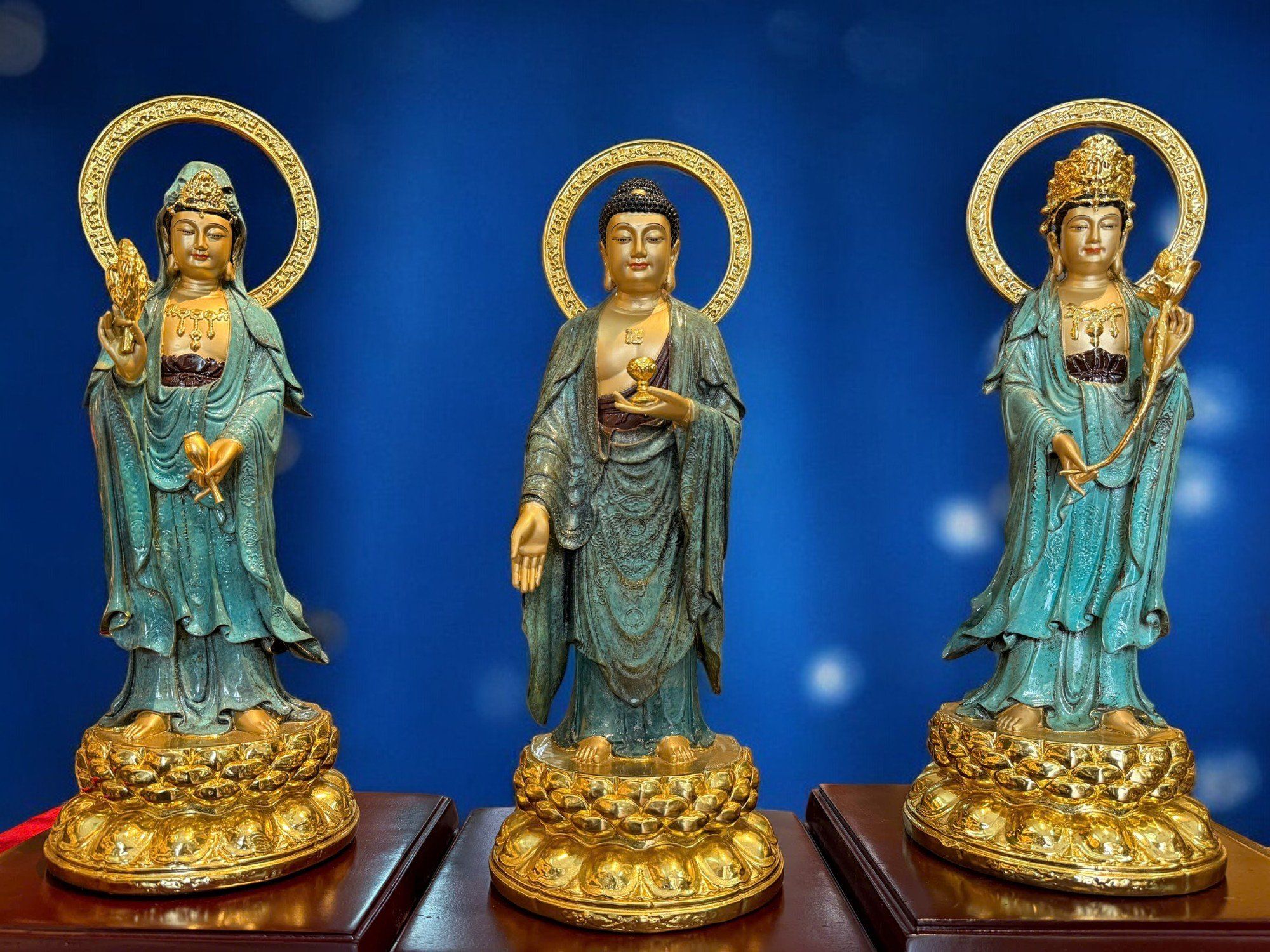 Tây Phương Tam Thánh bằng đồng xanh