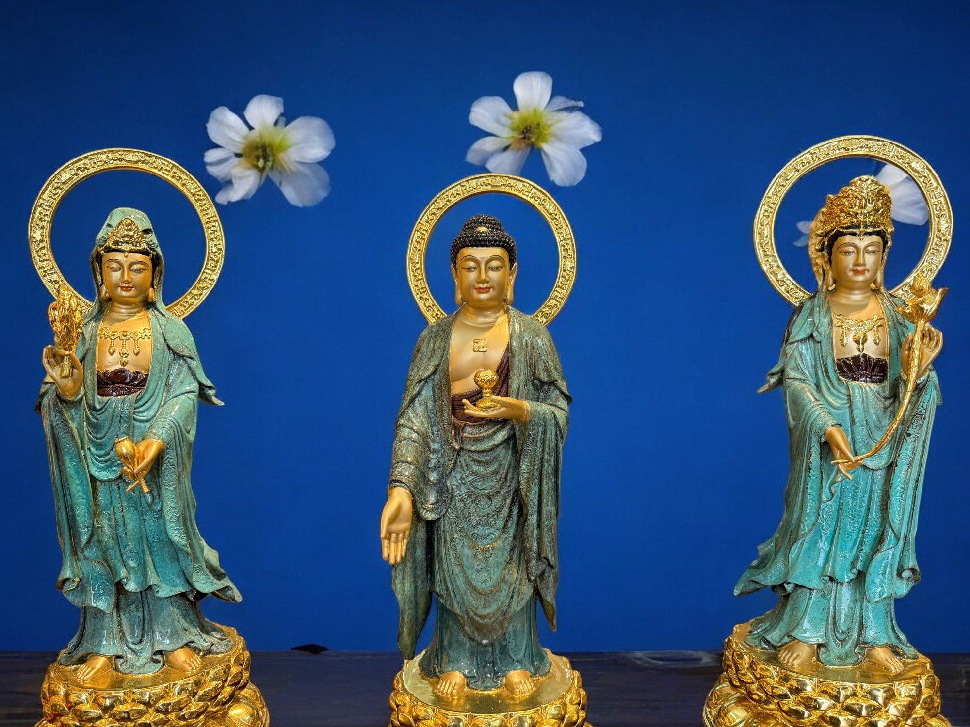 Tây Phương Tam Thánh bằng đồng xanh