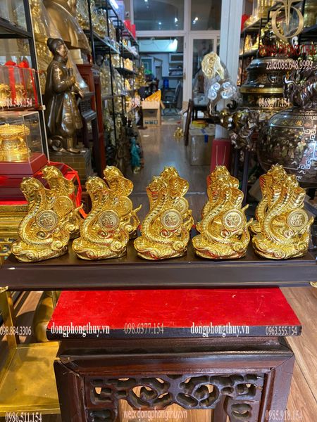 Tượng rắn bằng đồng dát vàng Cao 12 dài 8 sâu 4 nặng 400g