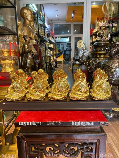 Tượng rắn bằng đồng dát vàng Cao 12 dài 8 sâu 4 nặng 400g