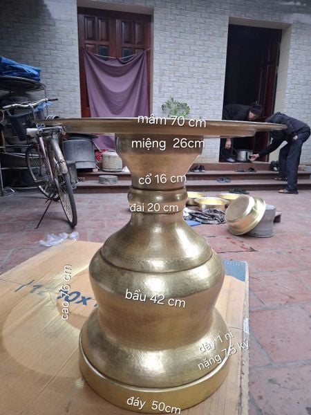 Mâm bồng đồng vàng gò thủ công