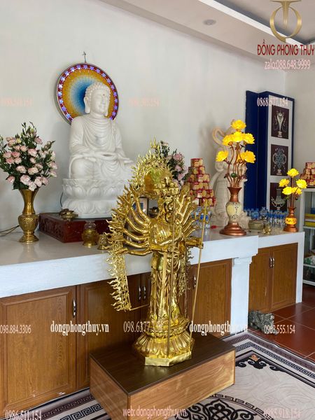 Thiên Thủ Thiên Nhãn bằng đồng dát vàng Cao 1m37 ngang 40 sâu 35