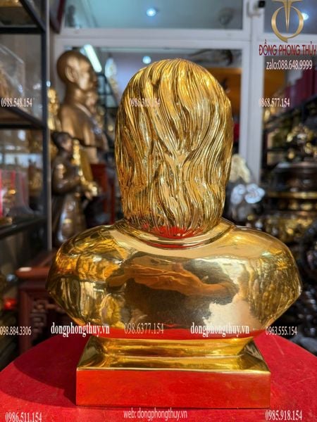 Tượng Võ Thị Sáu bằng đồng đỏ dát vàng 24k Cao 30 ngang 24 sâu 11 nặng 9,5kg