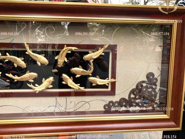 Tranh hoa sen mạ vàng cửu ngư quần hội 24k 48x108cm