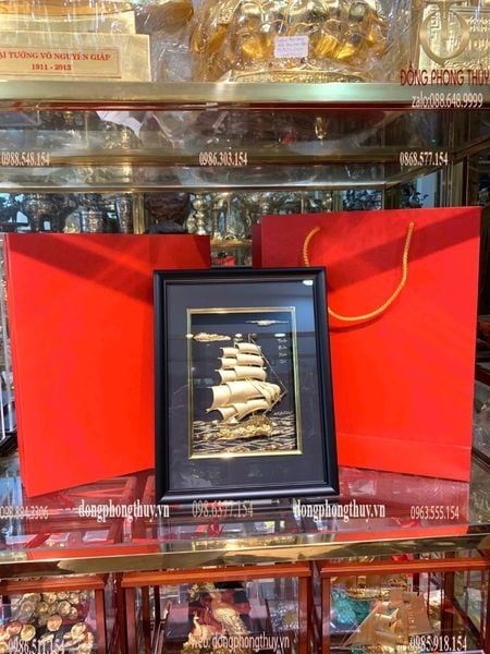 Tranh thuyền buồm mạ vàng 24k  - tranh thuận buồm xuôi gió 25x32cm