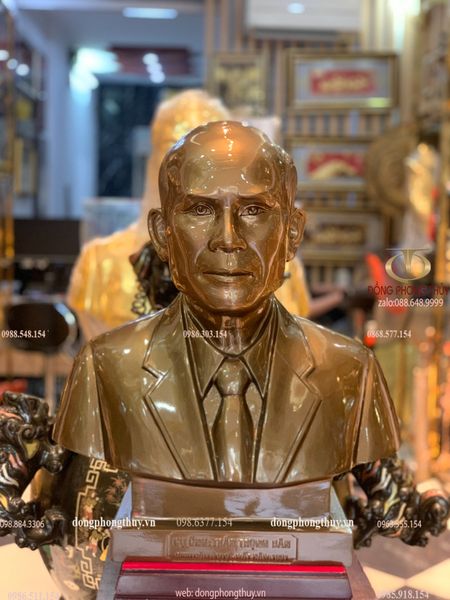 Tượng truyền thần bằng đồng đỏ cao 48cm