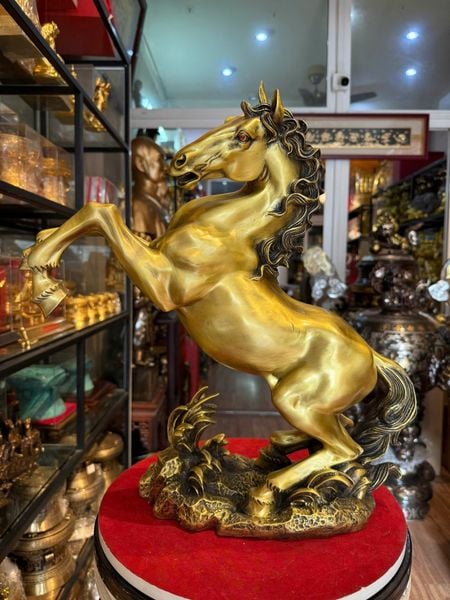Tượng ngựa phong thủy bằng đồng cao 45cm