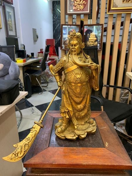 Tượng Quan Công Cao 34 ngang 19 sâu 15 nặng 2.7kg