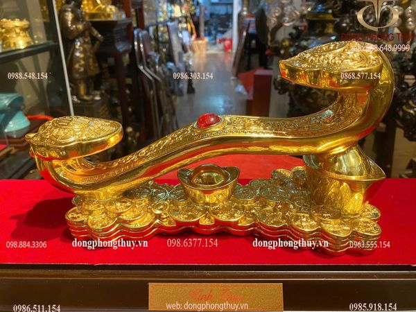 Gậy như ý bằng đồng dát vàng 24k Cao 13cm dài 27cm nặng 1,7kg dát 24k
