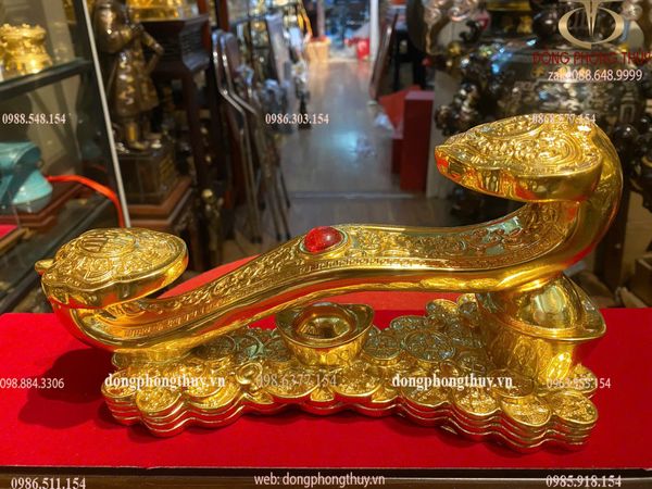 Gậy như ý bằng đồng dát vàng 24k Cao 13cm dài 27cm nặng 1,7kg dát 24k