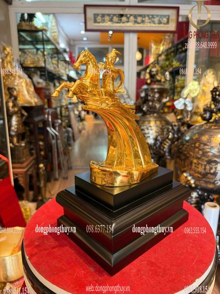 Tượng thánh gióng bằng đồng dát vàng 24k cao 20 nặng 1,4kg