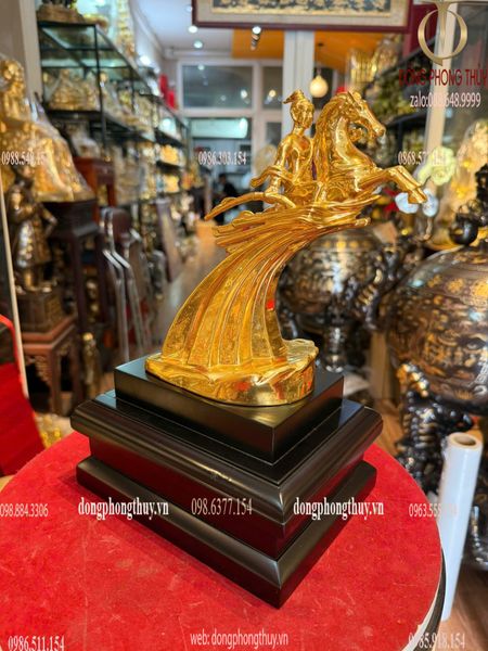 Tượng thánh gióng bằng đồng dát vàng 24k cao 20 nặng 1,4kg