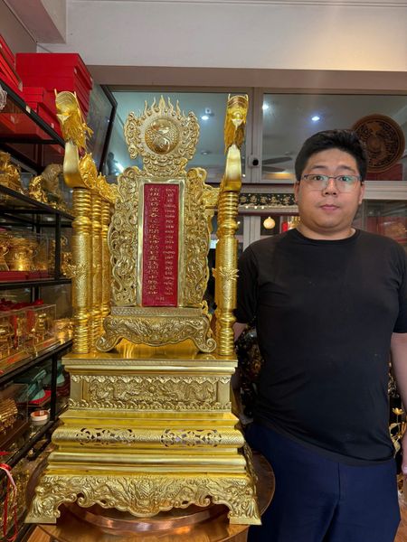 Ngai thờ + bài vị thờ bằng đồng