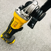 MÁY MÀI GÓC CẦM TAY DÙNG PIN DEWALT 20VMAX/BL DCG413B piqi1