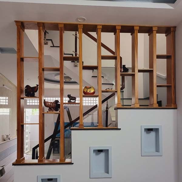 Thi công lam gỗ cầu thang đơn giản - 894