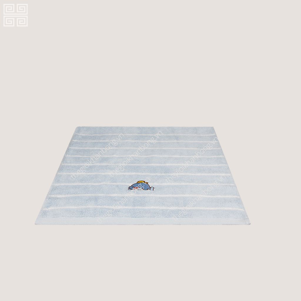 MẪU KHĂN THÊU TRẺ EM CÁ VOI XANH