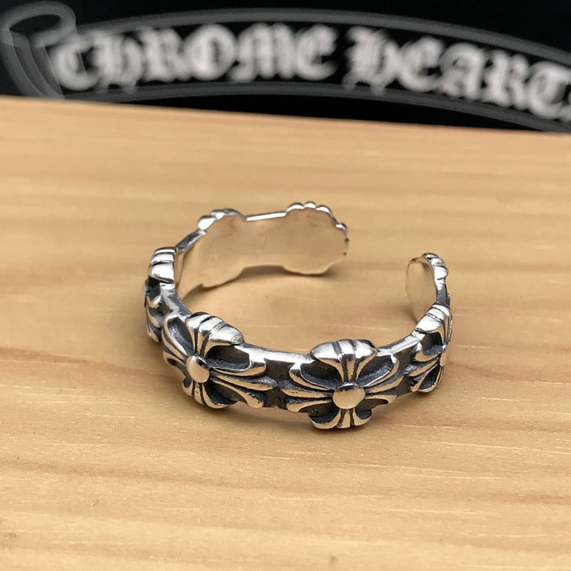  Nhẫn Bạc Chrome Hearts Hoa Cộng  - NB612 