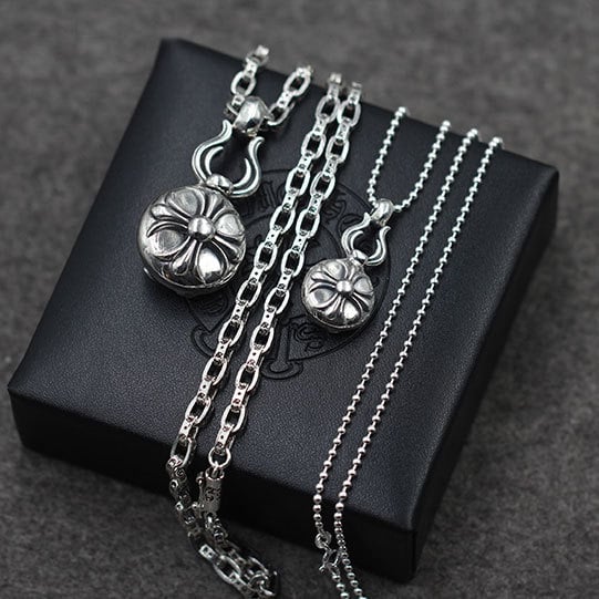  Mặt Dây Bạc Chrome Hearts Hoa Cộng - MB101 