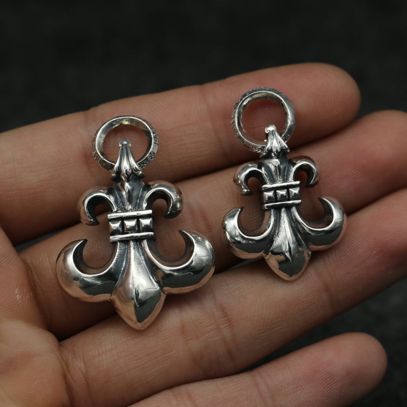  Mặt Bạc Chrome Hearts Hoa Iris - MB299 