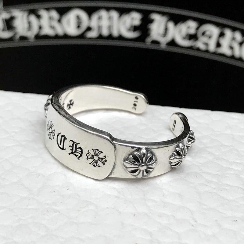  Nhẫn Bạc Chrome Hearts Viền Hoa Cộng - NB443 