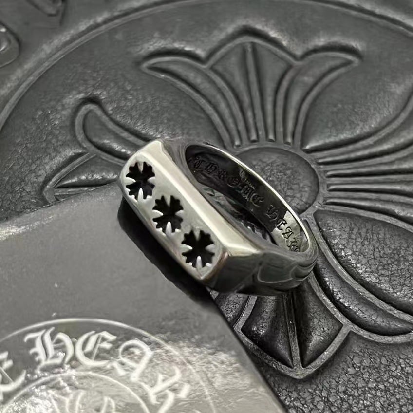  Nhẫn Bạc Chrome Hearts Hoa Cộng - NB329 