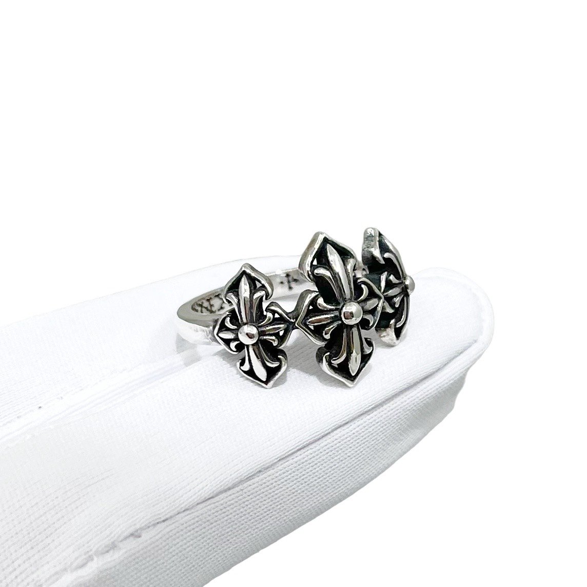  Nhẫn Bạc Chrome Hearts - NB597 