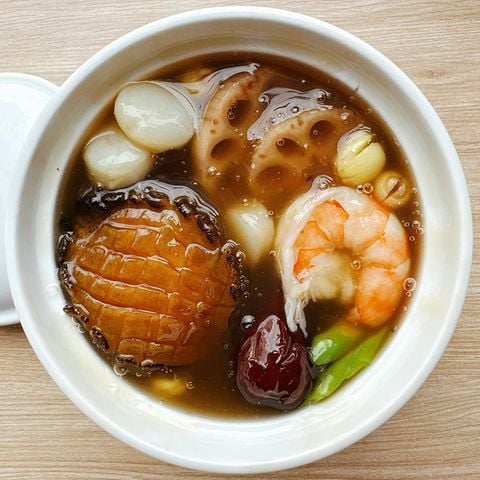 Súp Bào Ngư Hải Vị (1 Người)