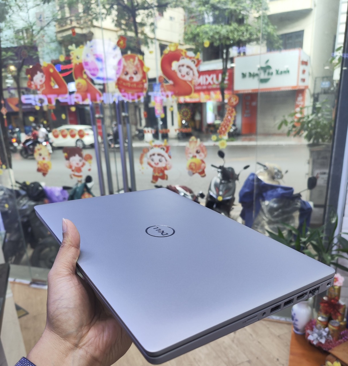 タッチ LTE office デル Latitude5421 i7-11850H（Dell Latitude