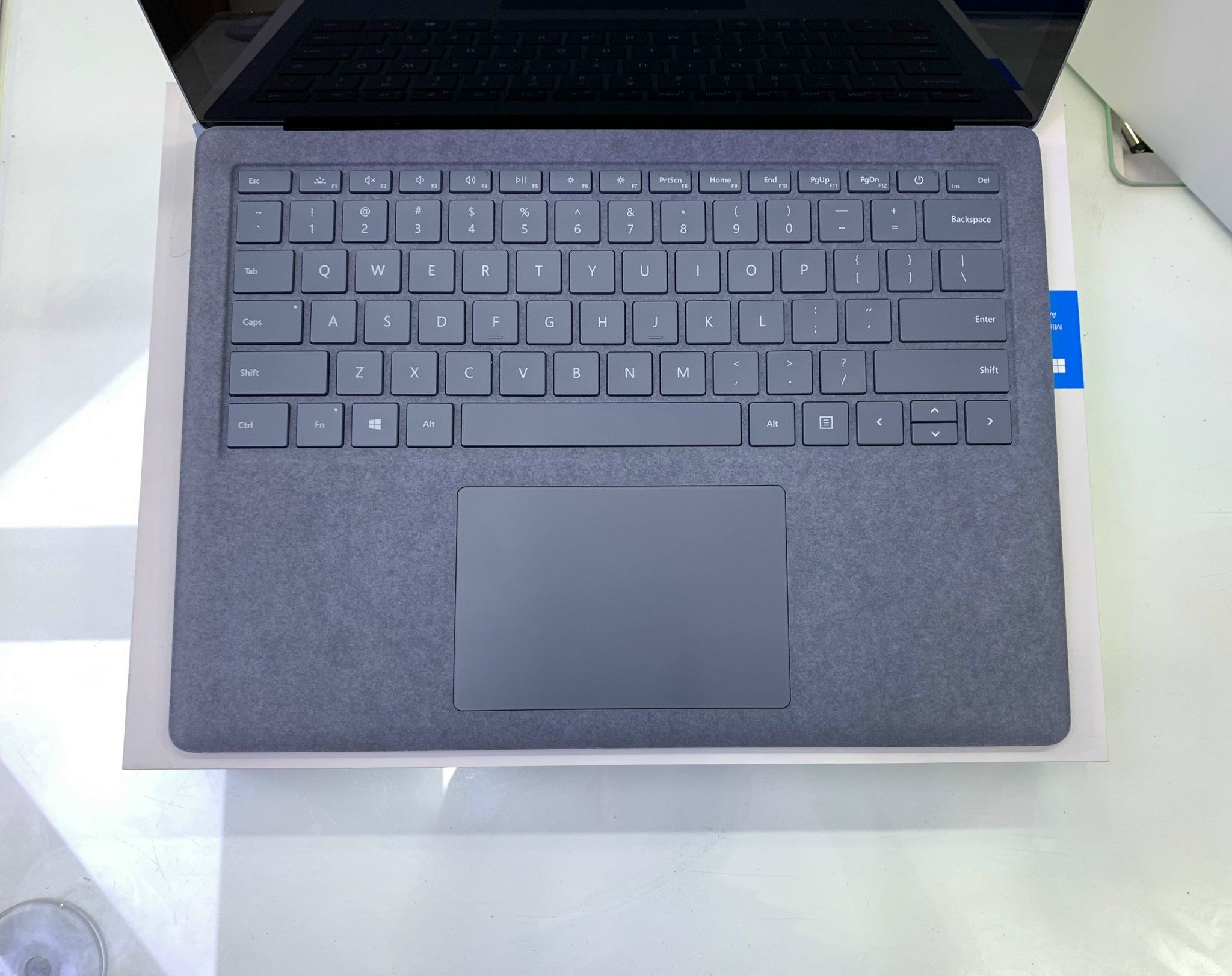 Microsoft Surface Laptop 4Corei5-1145G7