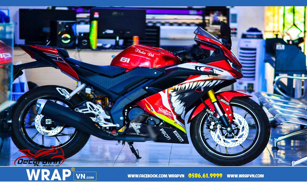 Tem Trùm Yamaha R15 Trắng Đỏ Đen Phong Cách Thể Thao