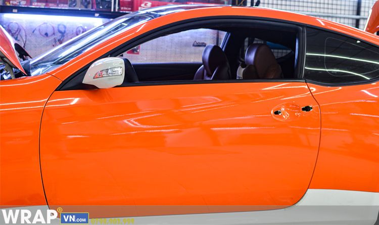 Mercedes màu cam nổi bật ở Sài Gòn Ôtô #9 Mercedes màu cam nổi bật ở Sài Gòn Ôtô