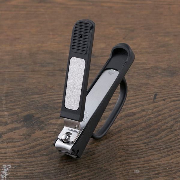 Bấm móng tay dễ cầm KAI Sekimagoroku M HC1831