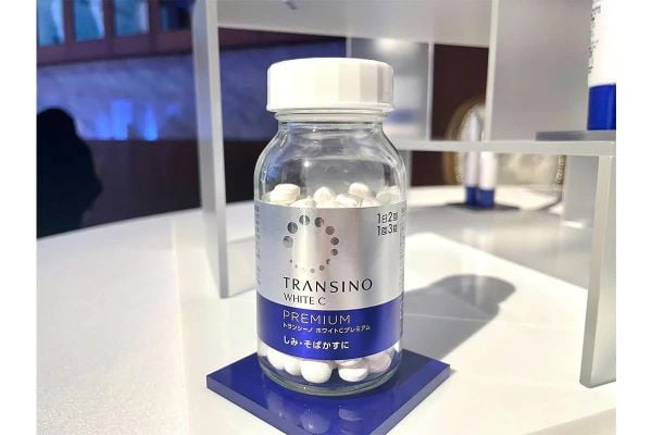 Viên uống trắng da Transino White C Premium cao cấp hộp 180 viên
